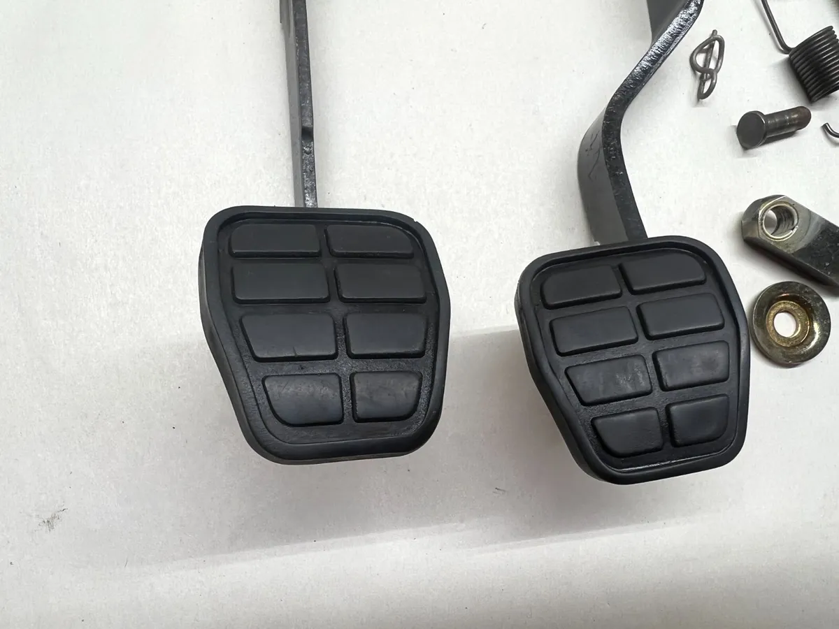 Reduce clutch pedal travel porsche 944
